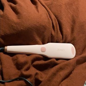 Lange straightener brush